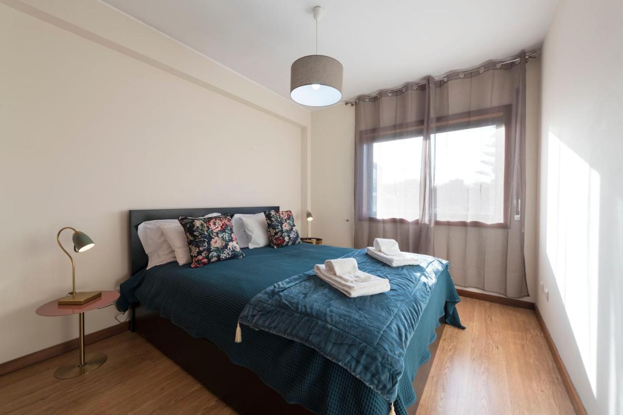 Lovelystay - Homey Feeling Flat W/ Free Parking OOporto Exteriör bild