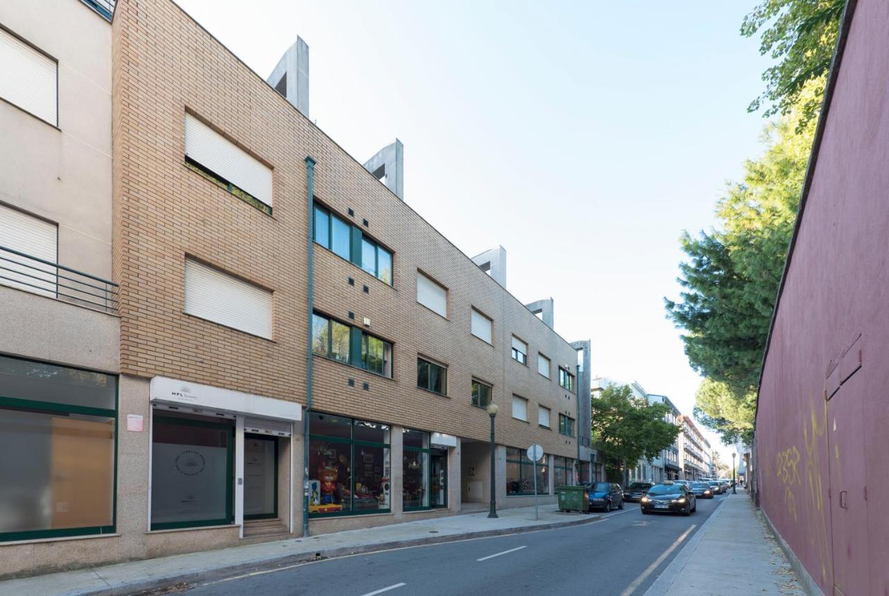 Lovelystay - Homey Feeling Flat W/ Free Parking OOporto Exteriör bild