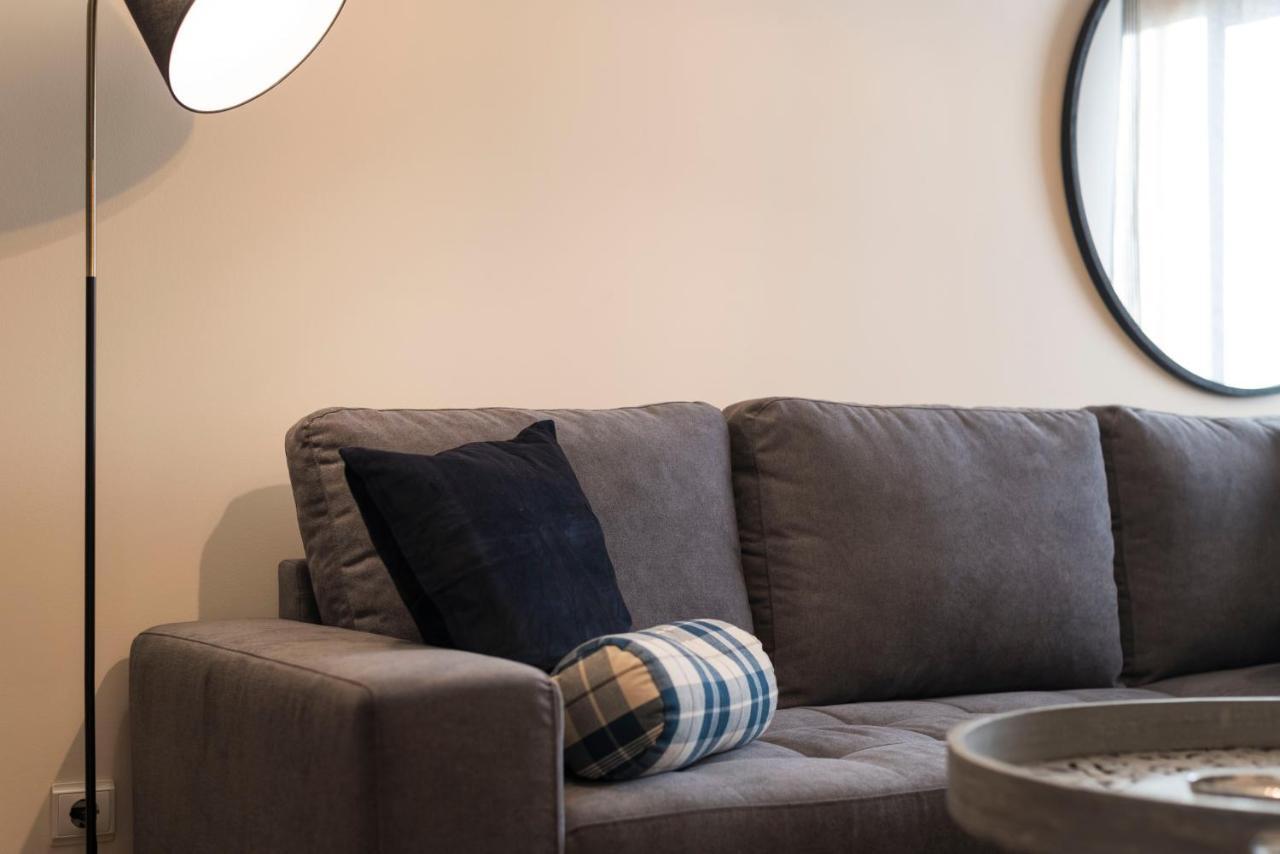 Lovelystay - Homey Feeling Flat W/ Free Parking OOporto Exteriör bild