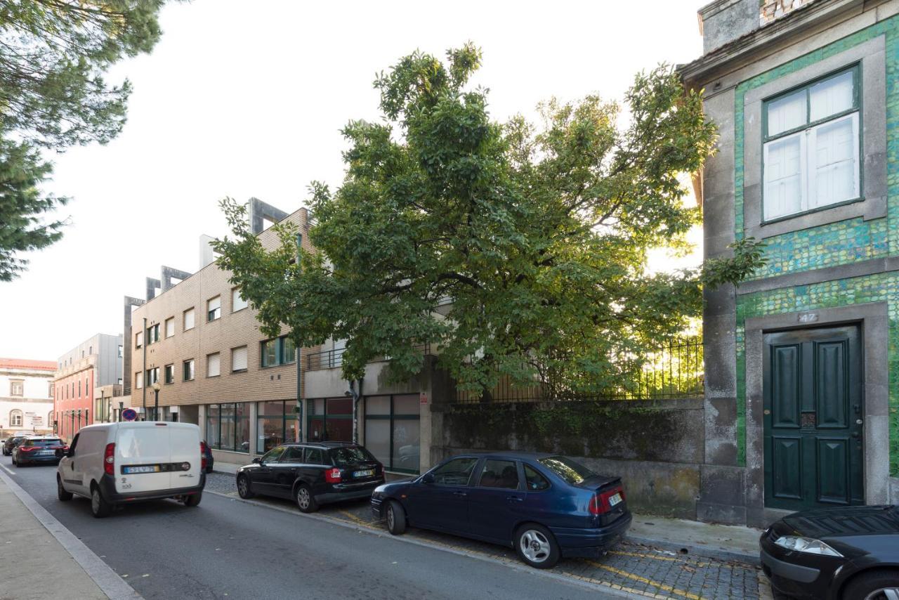 Lovelystay - Homey Feeling Flat W/ Free Parking OOporto Exteriör bild
