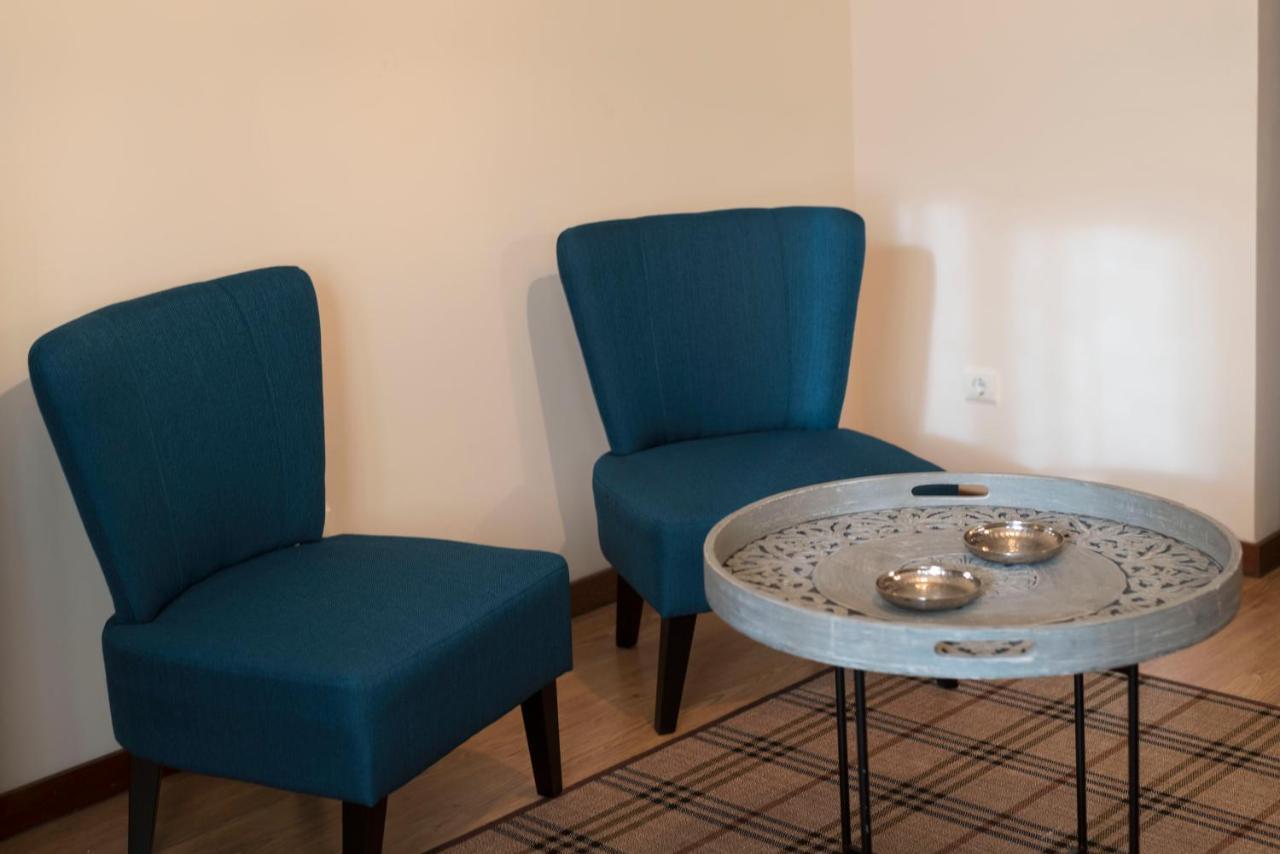 Lovelystay - Homey Feeling Flat W/ Free Parking OOporto Exteriör bild